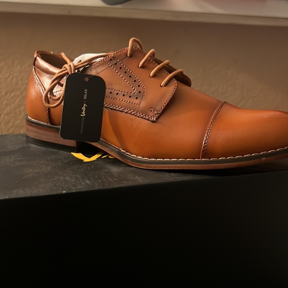 BRAND NEW!! Vostey polished brown dress shoes.